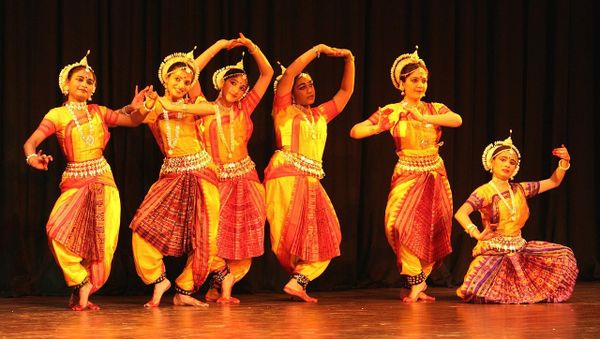 Odissi in a Group - Sputnik International