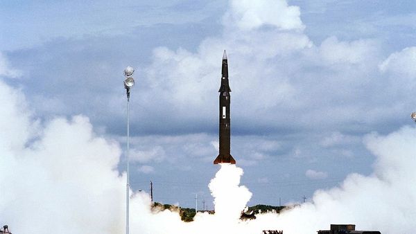 The United States Army test launches the first Pershing II battlefield support missile The United States Army test launches the first Pershing II battlefield support missile - Sputnik International