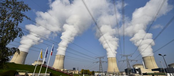 The cooling towers at Cattenom nuclear power station in France, near the Luxembourg border The cooling towers at Cattenom nuclear power station in France, near the Luxembourg border - Sputnik International
