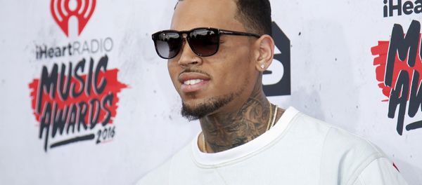 FILE PHOTO: Recording artist Chris Brown poses at the 2016 iHeartRadio Music Awards in Inglewood, California, April 3, 2016. FILE PHOTO: Recording artist Chris Brown poses at the 2016 iHeartRadio Music Awards in Inglewood, California, April 3, 2016. - Sputnik International