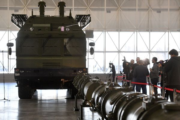 Russia Vows Response Measures if US Develops and Deploys Short- and Mid-Range Missiles Russia Vows Response Measures if US Develops and Deploys Short- and Mid-Range Missiles - Sputnik International