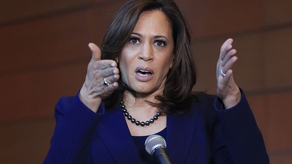 Sen. Kamala Harris, D-Calif., speaks to members of the media at her alma mater, Howard University, Monday, Jan. 21, 2019 in Washington - Sputnik International