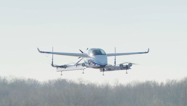 Boeing Autonomous Passenger Air Vehicle Completes First Flight - Sputnik International