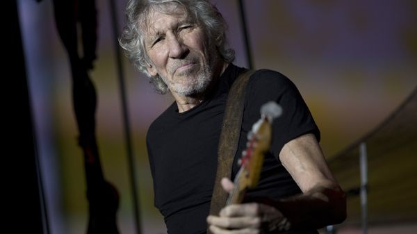 British singer and songwriter Roger Waters performs during his concert of the Us+Them tour at Maracana stadium, Rio de Janeiro, Brazil, Wednesday, Oct. 24, 2018 - Sputnik International