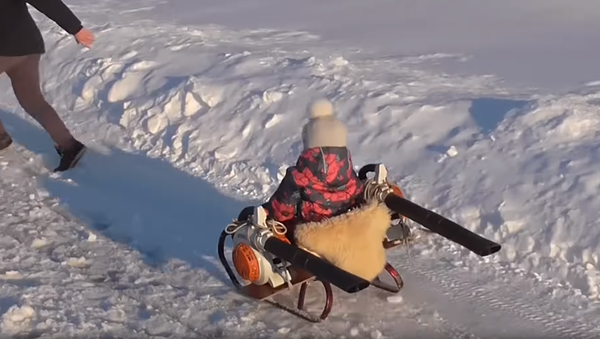 Russian Girl’s Custom Sled Blows Away Competition - Sputnik International