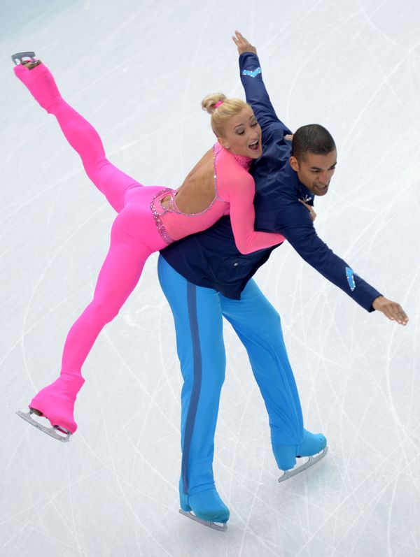 Alyona Savchenko and Robin Sholkovy Participates in Short Program During Contest Among Figure Skaters at XXII Winter Olympic Games in Sochi Alyona Savchenko and Robin Sholkovy Participates in Short Program During Contest Among Figure Skaters at XXII Winter Olympic Games in Sochi - Sputnik International