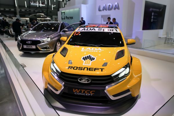 A custom Vesta used by the Lada Sport Rosneft racing team at a car show. The team's drivers took part in tuning the new Vesta Sport sedan's suspension and steering. A custom Vesta used by the Lada Sport Rosneft racing team at a car show. The team's drivers took part in tuning the new Vesta Sport sedan's suspension and steering. - Sputnik International
