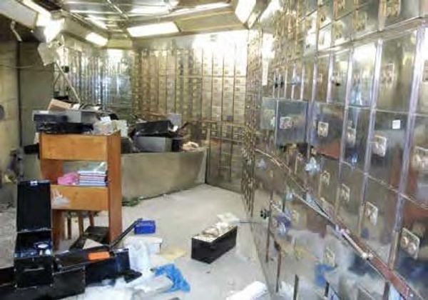 Up to £200 million worth of money, precious stones and bearer bonds are believed to have been stolen from the Hatton Garden vault in 2015 Up to £200 million worth of money, precious stones and bearer bonds are believed to have been stolen from the Hatton Garden vault in 2015 - Sputnik International