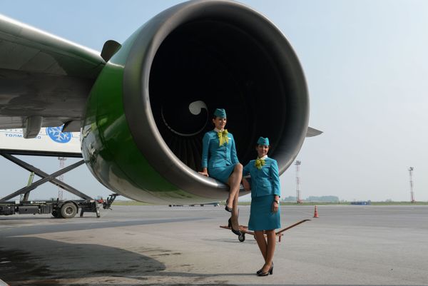Sky-High Glamour: Russian & Soviet Air Hostesses Sky-High Glamour: Russian & Soviet Air Hostesses - Sputnik International