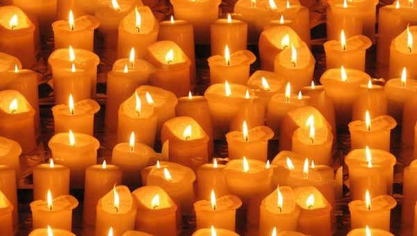 Candles - Sputnik International