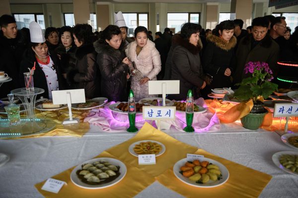 Iron Chef a la Pyongyang: North Korea Holds Cooking Contest Iron Chef a la Pyongyang: North Korea Holds Cooking Contest - Sputnik International