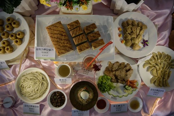 Iron Chef a la Pyongyang: North Korea Holds Cooking Contest Iron Chef a la Pyongyang: North Korea Holds Cooking Contest - Sputnik International