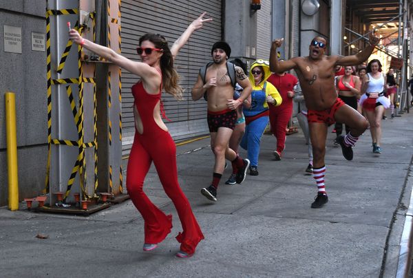 Participants of the Charity Marathon Cupid's Undie Run in New York - Sputnik International