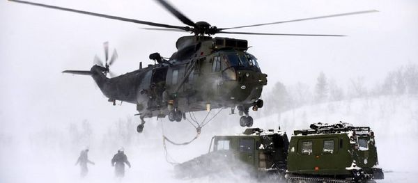 Royal Navy Sea King Mk4 Helicopter Takes Part in Arctic Flying Training Royal Navy Sea King Mk4 Helicopter Takes Part in Arctic Flying Training - Sputnik International