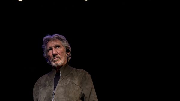 British rock icon and activist Roger Waters attends a conference on the Palestinian situation at Matucana Cultural Center in Santiago. File photo British rock icon and activist Roger Waters attends a conference on the Palestinian situation at Matucana Cultural Center in Santiago. File photo - Sputnik International