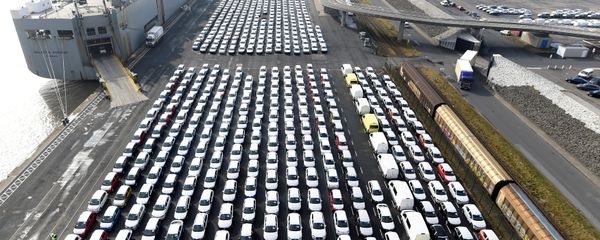 Volkswagen export cars are seen in the port of Emden, beside the VW plant, Germany March 9, 2018 Volkswagen export cars are seen in the port of Emden, beside the VW plant, Germany March 9, 2018 - Sputnik International