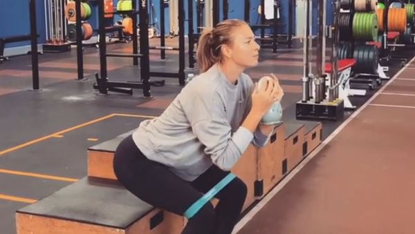 Maria Sharapova Shows Off Her Fitness Training Routine - Sputnik International