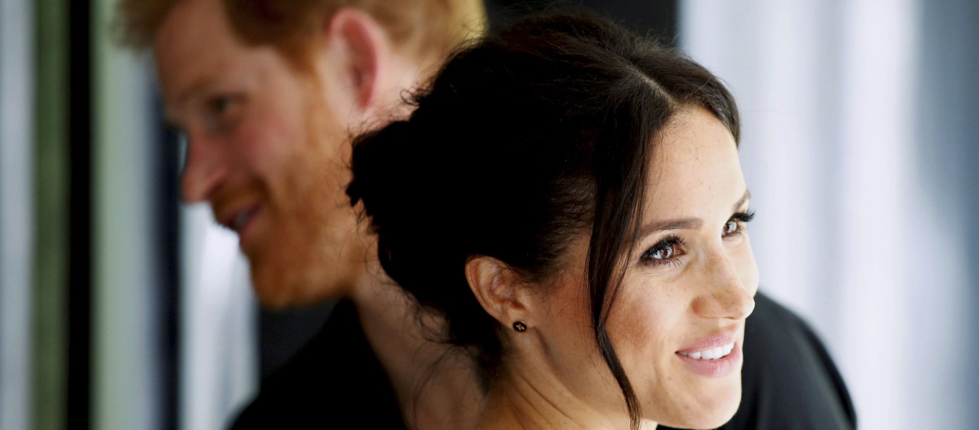 Britain's Prince Harry and Meghan, Duchess of Sussex smile during their visit to the National Kiwi Hatchery at Rainbow Springs in Rotorua, New Zealand, Wednesday, Oct. 31, 2018 Britain's Prince Harry and Meghan, Duchess of Sussex smile during their visit to the National Kiwi Hatchery at Rainbow Springs in Rotorua, New Zealand, Wednesday, Oct. 31, 2018 - Sputnik International, 1920, 10.06.2021