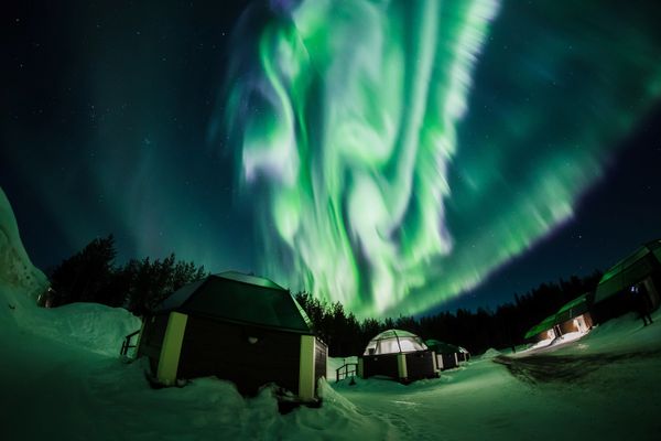 UFO, Tornado or Mushroom Cloud: Mesmerising View of Finland's Northern Lights - Sputnik International