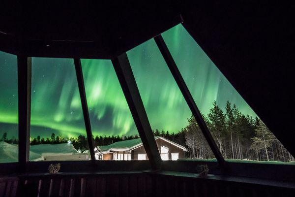 UFO, Tornado or Mushroom Cloud: Mesmerising View of Finland's Northern Lights - Sputnik International