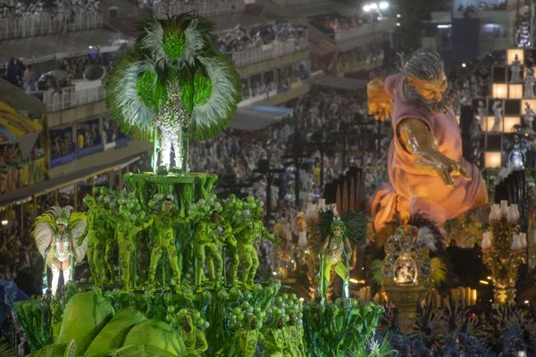 Explosion of Colour: Brazilian Carnival Kicks off With Enchanting Street Parade Explosion of Colour: Brazilian Carnival Kicks off With Enchanting Street Parade - Sputnik International