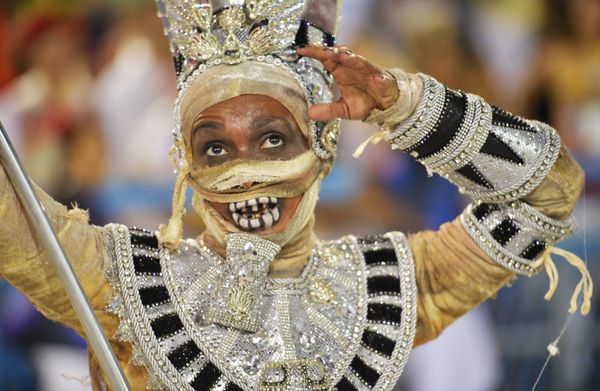 Explosion of Colour: Brazilian Carnival Kicks off With Enchanting Street Parade Explosion of Colour: Brazilian Carnival Kicks off With Enchanting Street Parade - Sputnik International