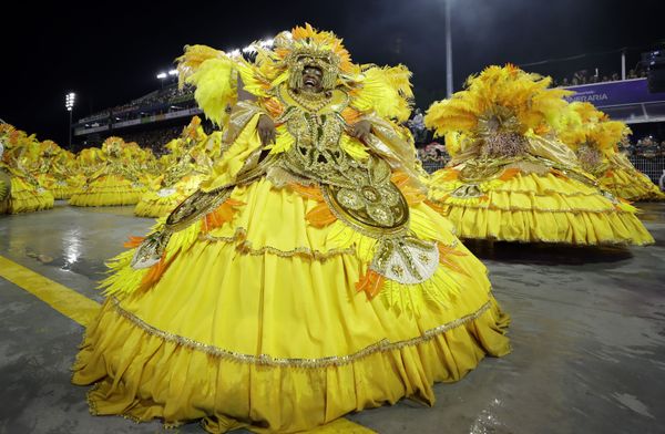 Explosion of Colour: Brazilian Carnival Kicks off With Enchanting Street Parade Explosion of Colour: Brazilian Carnival Kicks off With Enchanting Street Parade - Sputnik International