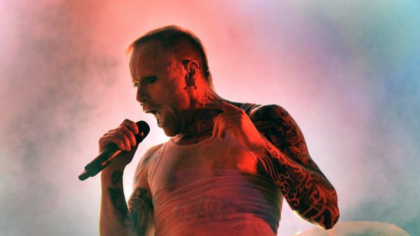 In this photo taken late Friday, Aug. 14, 2009 singer Keith Flint of the British band The Prodigy performs on Shipyard Island in Northern Budapest, Hungary, during the Island Festival, one of the biggest cultural events of Europe, offering art exhibitions, literary and theatre performances and music concerts by international and Hungarian performers. - Sputnik International