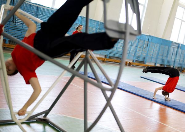 Female Cadets During Physical Training Class at Krasnodar Aviation High Military School - Sputnik International