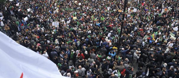Protests in Algeria against president’s re-election bid - Sputnik International
