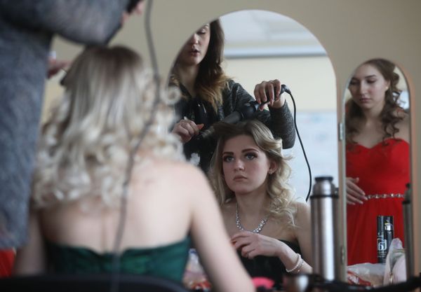 Charming Contestants in Russia's National Guard Moscow-2019 Beauty Pageant - Sputnik International