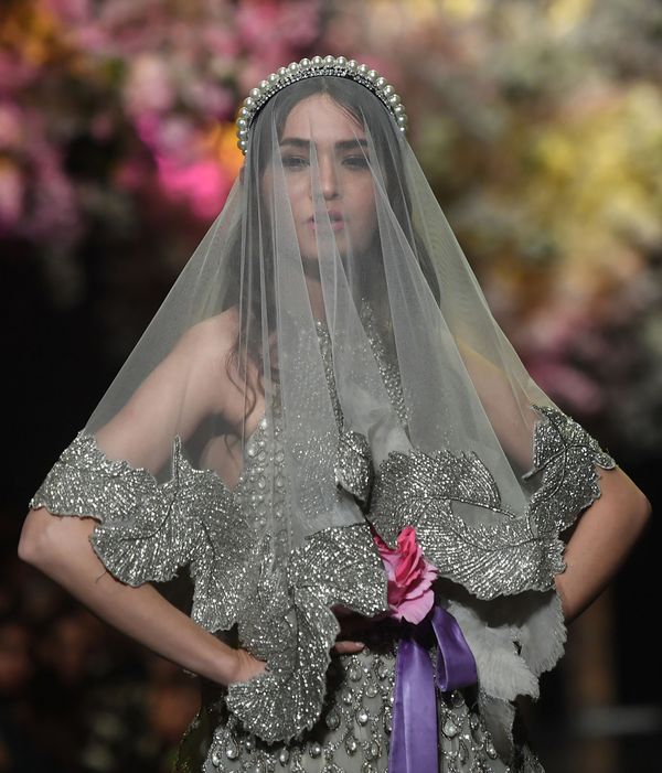 Models Present Creation by Pakistani Designer Sana Safinaz During Fashion Pakistan Week Models Present Creation by Pakistani Designer Sana Safinaz During Fashion Pakistan Week - Sputnik International