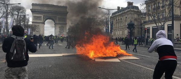 Yellow Vests protest in Paris 16 March Yellow Vests protest in Paris 16 March - Sputnik International