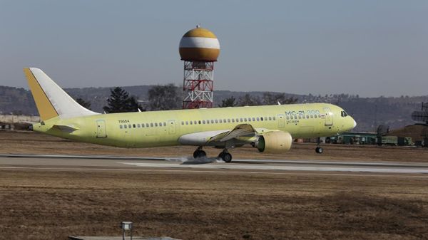 Third prototype MC-21 takes flight. - Sputnik International