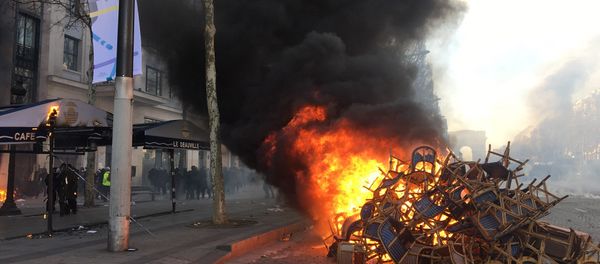 Act 18: Yellow Vests protest in Paris on 16 March - Sputnik International