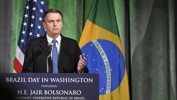 Brazil's President Jair Bolsonaro speaks during a discussion on US-Brazil relations at the US Chamber of Commerce in Washington, DC on March 18, 2019. Brazil's President Jair Bolsonaro speaks during a discussion on US-Brazil relations at the US Chamber of Commerce in Washington, DC on March 18, 2019. - Sputnik International