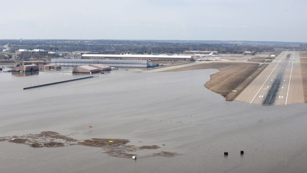 Offutt Air Force Base and the surrounding areas affected by flood waters - Sputnik International