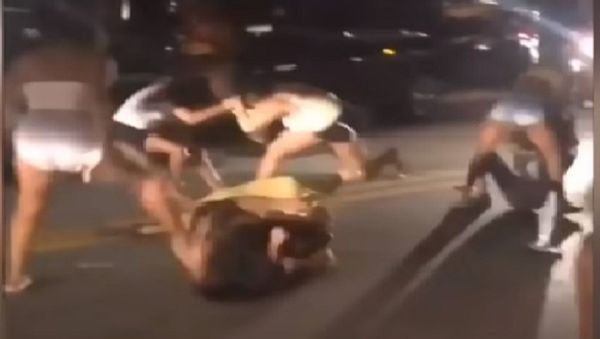 Brawl in Miami (YouTube Screenshot) - Sputnik International