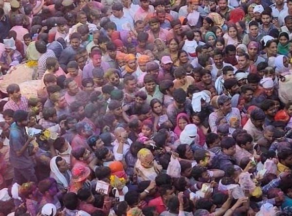 India Wakes up to Fest of Hues with Holi Celebrations Just before Elections - Sputnik International
