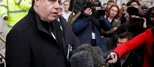 FILE PHOTO: Democratic Unionist Party (DUP) deputy leader Nigel Dodds, speaks to the media outside the Cabinet Office, in London FILE PHOTO: Democratic Unionist Party (DUP) deputy leader Nigel Dodds, speaks to the media outside the Cabinet Office, in London - Sputnik International