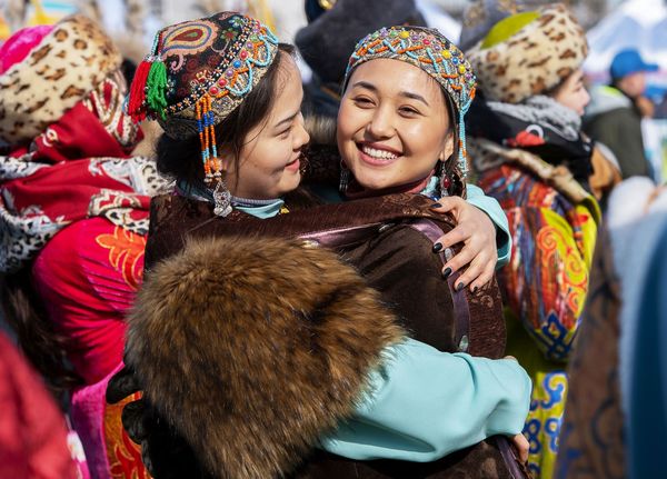 Girls Wearing National Outfits During Celebrations of Nowruz at Astana Expo in Nur-Sultan Girls Wearing National Outfits During Celebrations of Nowruz at Astana Expo in Nur-Sultan - Sputnik International