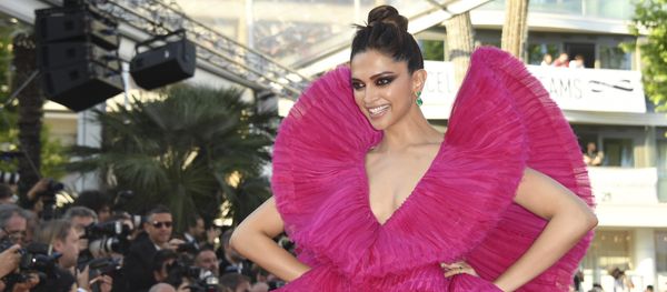 Actress Deepika Padukone poses for photographers upon arrival at the premiere of the film 'Ash Is The Purest White' at the 71st international film festival, Cannes, southern France, Friday, May 11, 2018 Actress Deepika Padukone poses for photographers upon arrival at the premiere of the film 'Ash Is The Purest White' at the 71st international film festival, Cannes, southern France, Friday, May 11, 2018 - Sputnik International
