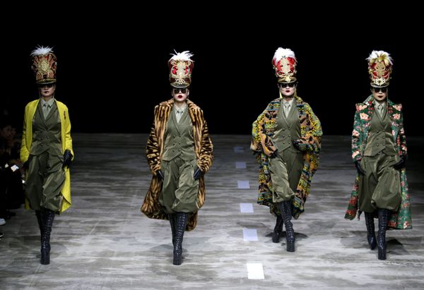 Military is New Sexy: Hu Sheguang Haute Couture Collection in Beijing Military is New Sexy: Hu Sheguang Haute Couture Collection in Beijing - Sputnik International
