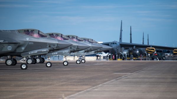 F-35 Lightning aircraft from Eglin Air Force Base, Fla., prepare for takeoff at Barksdale Air Force Base, La., Oct. 12, 2018. The aircraft evacuated to Barksdale to avoid possible damage from Hurricane Michael. - Sputnik International