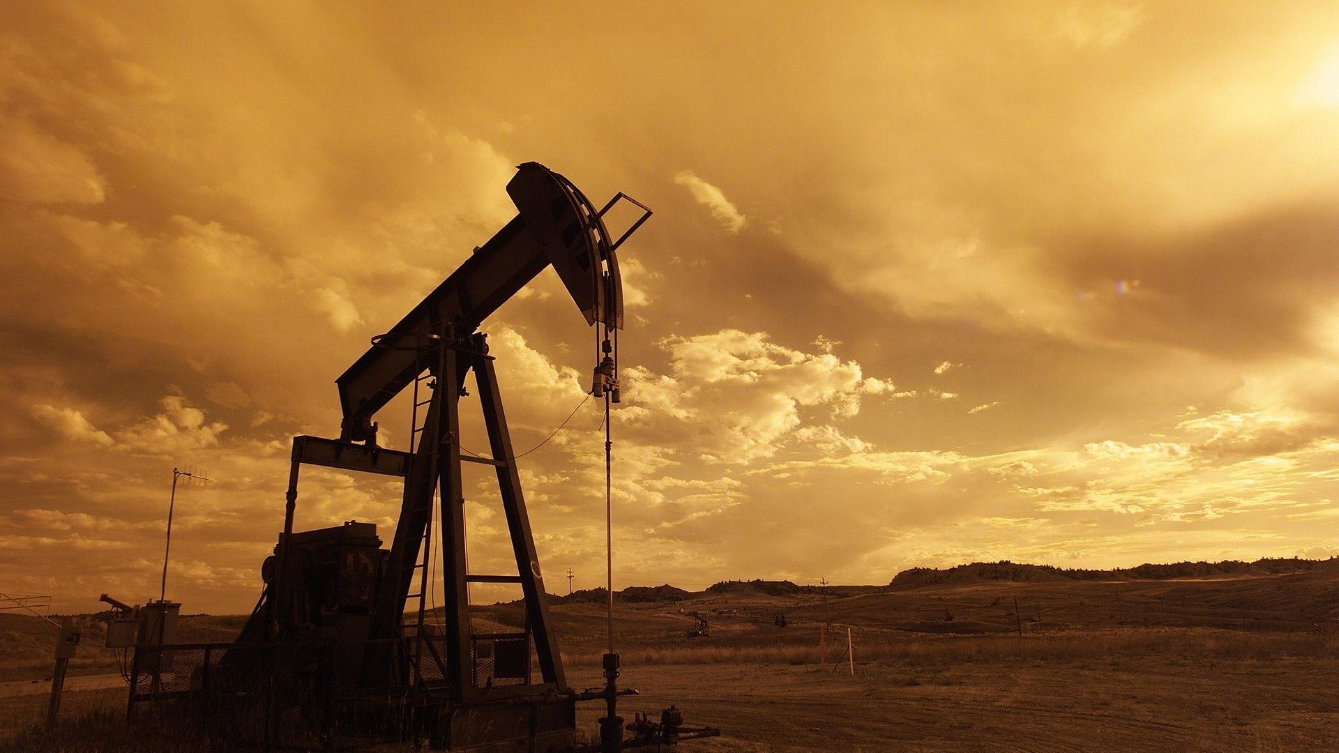 Oil pump jack Oil pump jack - Sputnik International, 1920, 08.02.2021