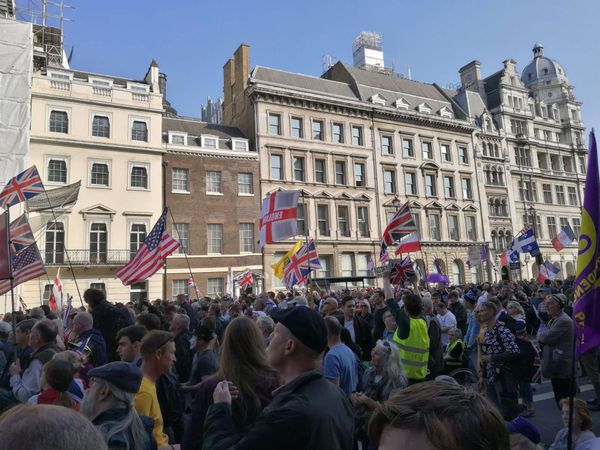 'Feels Like Betrayal': Pro-Brexit Protesters Rally in Front of UK Parl't (PHOTO) - Sputnik International