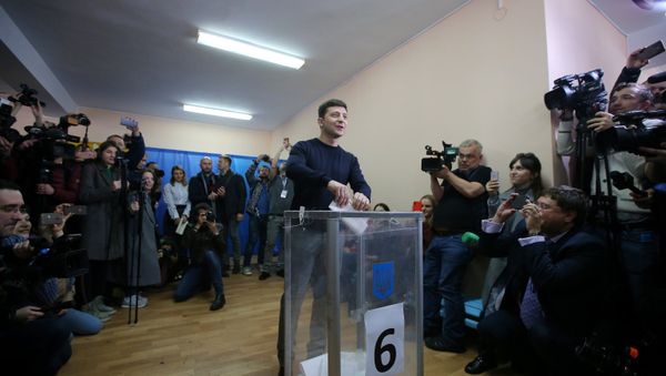 Zelensky votes in the election. Zelensky votes in the election. - Sputnik International