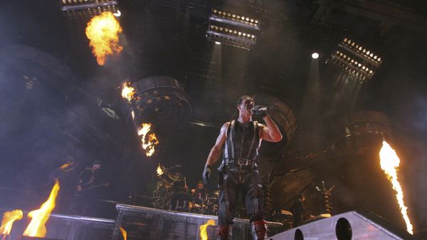 Till Lindemann of Rammstein performs in Moscow's Olympiisky concert hall, Sunday Feb. 28, 2010. - Sputnik International