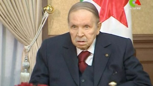 FILE PHOTO: Algeria's President Abdelaziz Bouteflika looks on during a meeting with army Chief of Staff Lieutenant General Gaid Salah in Algiers, Algeria, in this handout still image taken from a TV footage released on March 11, 2019. FILE PHOTO: Algeria's President Abdelaziz Bouteflika looks on during a meeting with army Chief of Staff Lieutenant General Gaid Salah in Algiers, Algeria, in this handout still image taken from a TV footage released on March 11, 2019. - Sputnik International