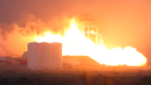 SpaceX's Starhopper tests rocket engine for the first time SpaceX's Starhopper tests rocket engine for the first time - Sputnik International